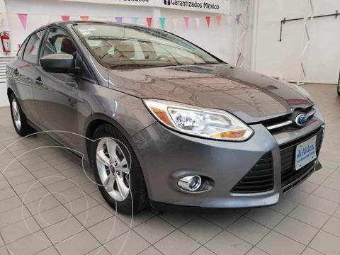 foto Ford Focus SE Aut usado (2012) color Gris precio $130,000