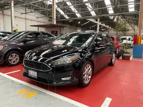 Ford Focus SE Luxury Aut usado (2016) color Negro Profundo financiado en mensualidades(enganche $46,000 mensualidades desde $5,000)