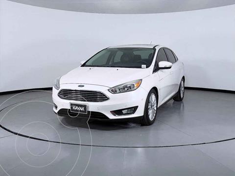 Ford Focus Titanium Aut usado (2016) color Blanco precio $265,999