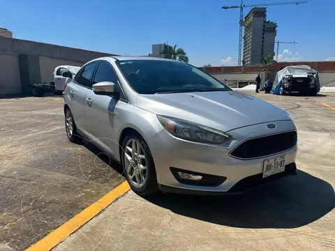 Ford Focus SE usado (2016) color Plata financiado en mensualidades(enganche $69,326 mensualidades desde $6,200)