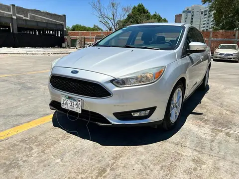 Ford Focus SE Luxury Aut usado (2016) color Plata precio $230,000