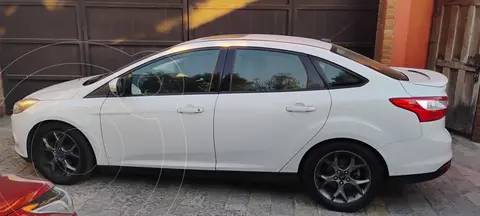 Ford Focus SEL Aut Plus usado (2013) color Blanco precio $130,000
