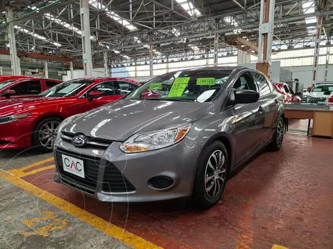 Ford Focus S usado (2013) color Gris financiado en mensualidades(enganche $434,000 mensualidades desde $3,800)