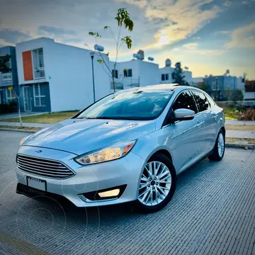 Ford Focus Titanium Aut usado (2017) color Plata precio $169,000