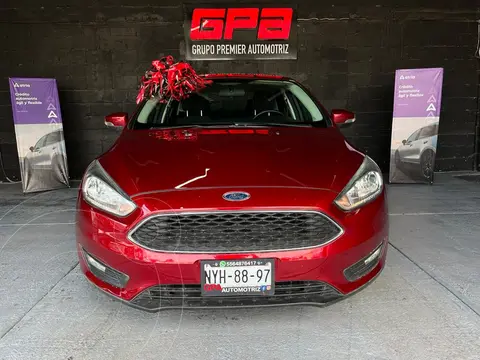 Ford Focus SE Aut usado (2015) color Rojo precio $189,000