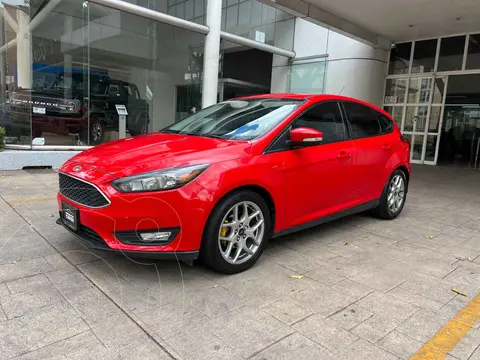 Ford Focus SE Luxury usado (2016) color Rojo financiado en mensualidades(enganche $60,750 mensualidades desde $4,442)
