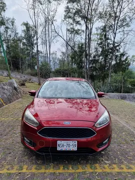 Ford Focus SE Aut usado (2015) color Rojo precio $178,000