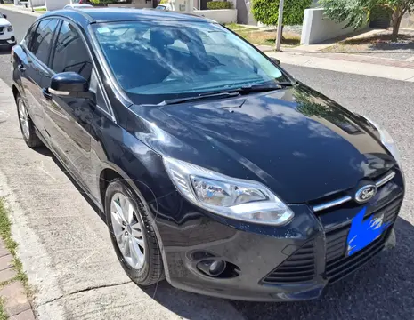 Ford Focus Trend Aut usado (2014) color Negro precio $130,000