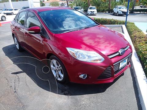 foto Ford Focus TREND 4 PTAS TA usado (2014) color Rojo precio $175,000