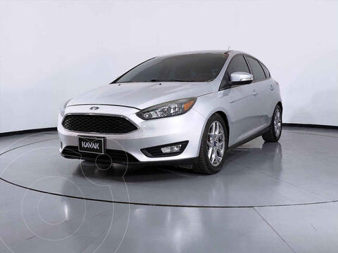 foto Ford Focus SE Luxury Aut usado (2016) color Gris precio $210,999