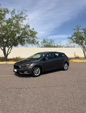 foto Ford Focus SE usado (2016) color Gris precio $165,000