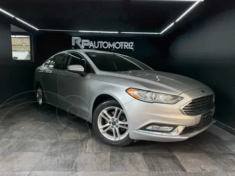 Ford Fusion SE usado (2018) color Plata Estelar precio $249,000