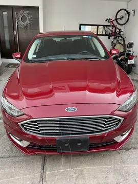 Ford Fusion SE Hibrido usado (2017) color Rojo Rubi precio $279,000
