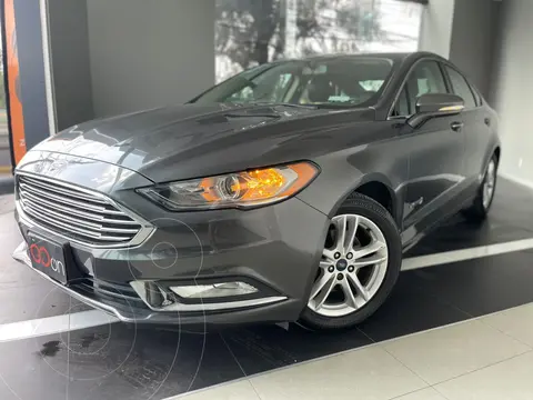 Ford Fusion SE LUX Hibrido usado (2018) color Gris precio $250,000