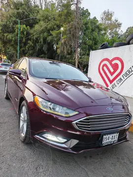 Ford Fusion SE LUX Hibrido usado (2018) color Vino Tinto precio $249,000