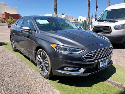 Ford Fusion Titanium usado (2017) color Gris precio $330,000