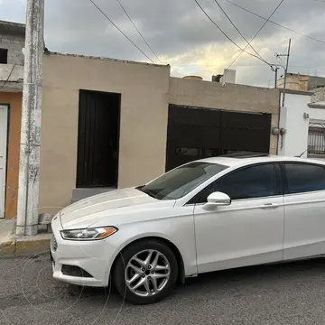 Ford Fusion SE usado (2014) color Blanco precio $160,000