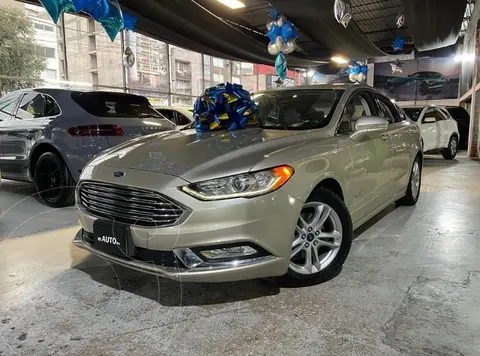 Ford Fusion SE Luxury Plus usado (2018) color Oro Blanco financiado en mensualidades(enganche $127,886 mensualidades desde $7,977)
