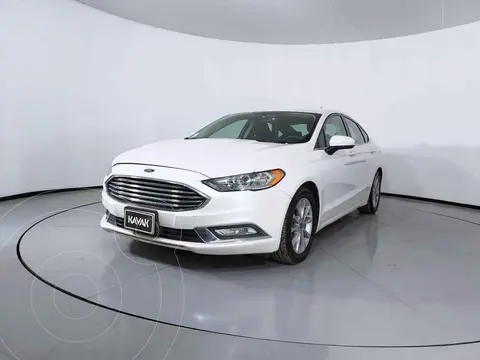 Ford Fusion SE Hibrido usado (2017) color Blanco precio $284,999