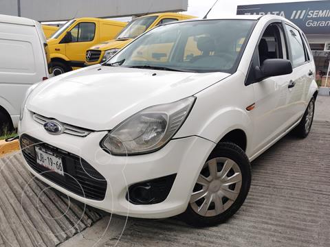 Ford Ikon Ambiente usado (2014) color Blanco Diamante precio $115,000