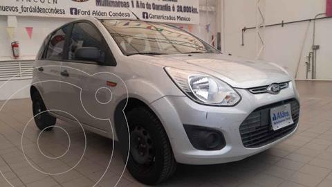Ford Ikon Ambiente Ac usado (2015) color Plata precio $99,000