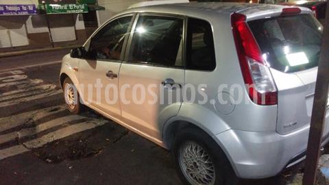 Ford Ikon 1.6 Mid Powerpack Abg usado (2014) color Plata precio $83,900