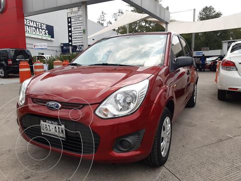 Ford Ikon Ambiente Ac usado (2014) color Rojo Mexicano precio $97,000