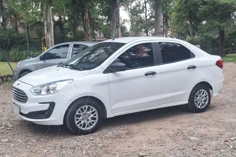 Ford Ka + S usado (2019) color Blanco Oxford financiado en cuotas(anticipo $6.400.000 cuotas desde $379.300)