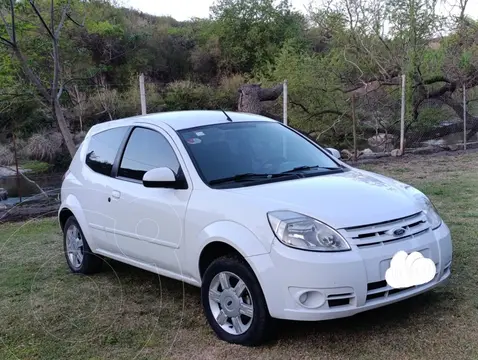 Ford Ka + SE usado (2011) color Blanco precio $7.800.000