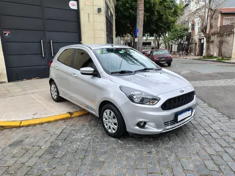 Ford Ka 1.5L SE usado (2017) color Plata Estelar precio $16.900.000