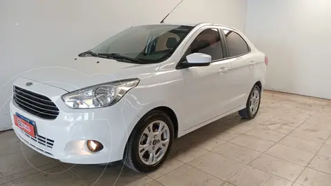Ford Ka 1.5L SEL usado (2018) color Blanco financiado en cuotas(anticipo $2.968.000)