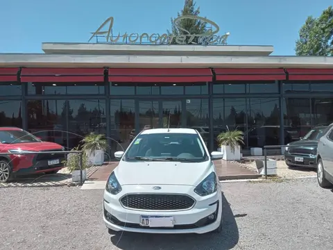 Ford Ka KA 1.5 SE                     L/18 usado (2019) color Blanco precio $15.500.000