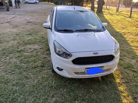 Ford Ka 1.5L SE usado (2017) color Blanco precio $16.500.000