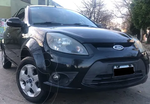 foto Ford Ka 1.6L Pulse usado (2012) color Negro precio $1.650.000