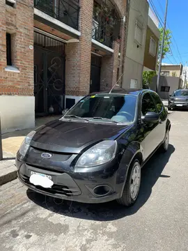 Ford Ka 1.0L Fly Plus usado (2013) color Negro Perla precio $10.500.000