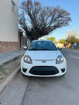 Ford Ka 1.6L Top Pulse usado (2013) color Blanco precio $10.000.000