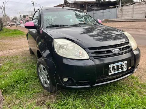 Ford Ka 1.0L Fly Plus usado (2008) color Negro precio u$s6.000
