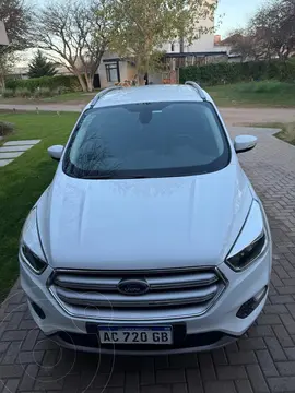 Ford Kuga 2.0L SEL 4x2 usado (2018) color Blanco Oxford precio $27.000.000