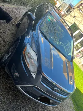Ford Kuga Titanium Aut usado (2010) color Azul Oscuro precio u$s13.000