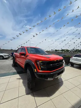 Ford Lobo Raptor High usado (2023) color Naranja precio $1,898,000