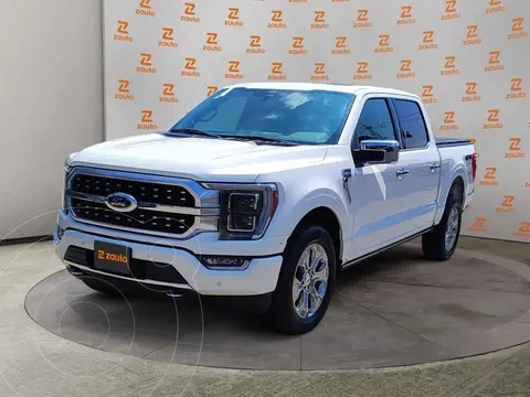 Ford Lobo Platinum usado (2022) color Blanco financiado en mensualidades(enganche $267,295 mensualidades desde $20,448)