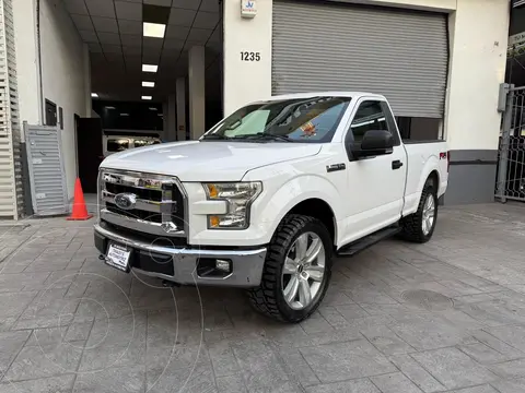 Ford Lobo Cabina Regular XLT 4x4 V8 usado (2016) color Blanco precio $439,900