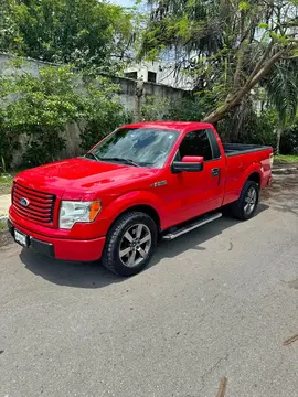 Ford Lobo XLT 4x2 Cabina Regular usado (2014) color Rojo precio $280,000