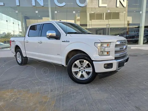 Ford Lobo Doble Cabina Platinum 4x4 usado (2017) color Blanco precio $680,000