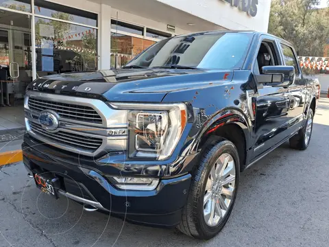Ford Lobo LIMITED usado (2023) color FORA AZUL MARINO METALICO precio $1,200,000