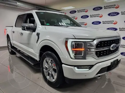 Ford Lobo Platinum Crew Cab 4x4 usado (2022) color Blanco precio $990,000