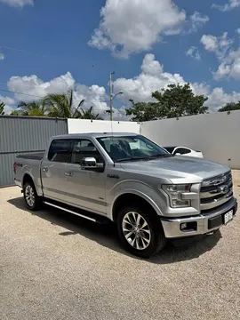 Ford Lobo Lariat Crew Cab 4x4 usado (2016) color Plata precio $510,000