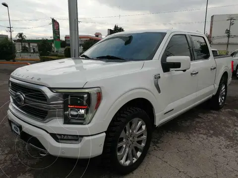 Ford Lobo Doble Cabina Platinum Limited usado (2021) color Blanco financiado en mensualidades(enganche $235,200 mensualidades desde $25,660)