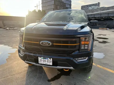 Ford Lobo Lariat Crew Cab 4x4 usado (2022) color Azul Electrico precio $1,398,000