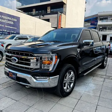 Ford Lobo Lariat usado (2023) color Negro financiado en mensualidades(enganche $269,775 mensualidades desde $20,630)